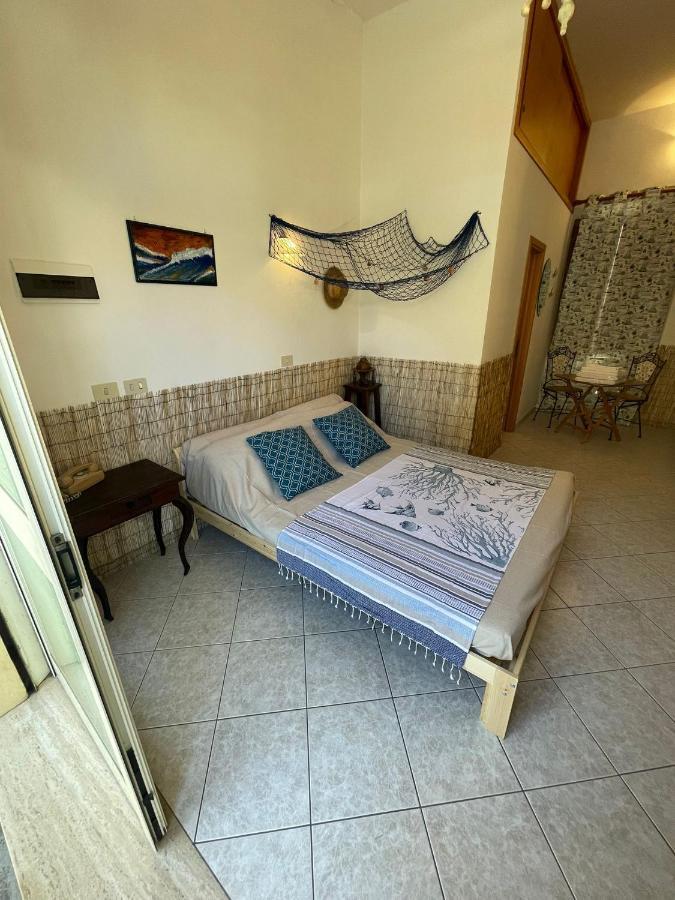 Bed and Breakfast Marea Сан-Винченцо Экстерьер фото